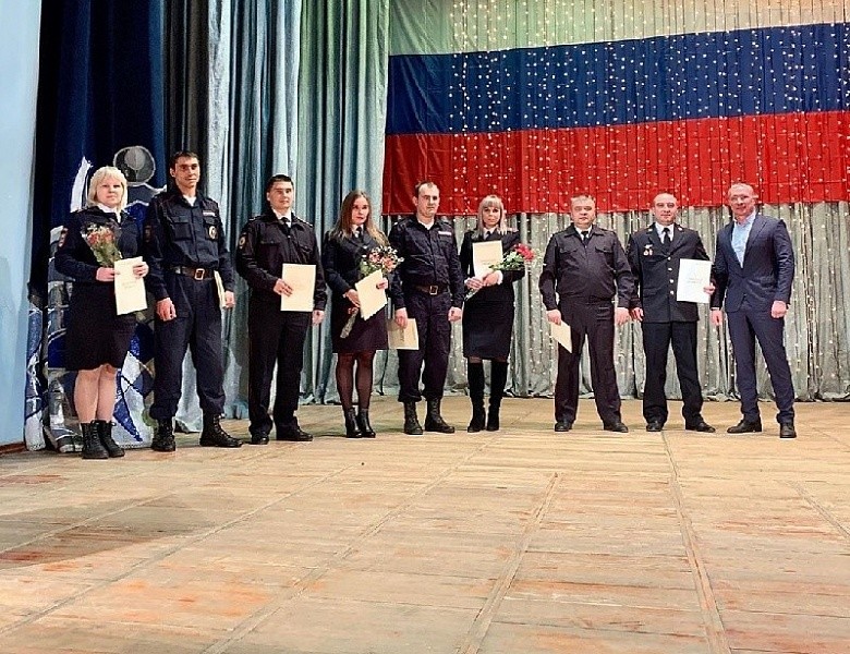  В «Доме Молодёжи» Первомайского района состоялось торжественное праздничное мероприятие, посвящённое Дню полиции