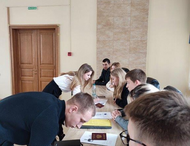 В Первомайском районе зарегистрированы первые кандидаты в Молодежный парламент Новосибирской области
