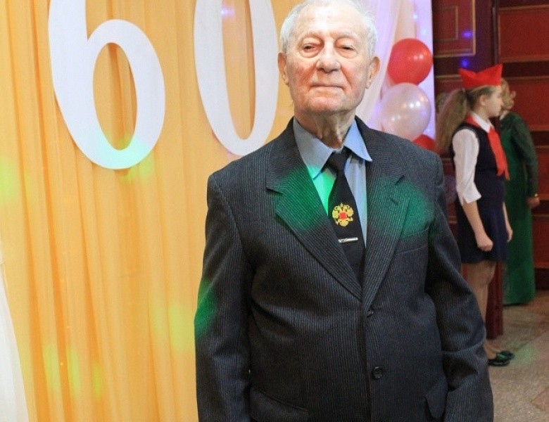 Свое 60-летие отметил Дом культуры "40 лет ВЛКСМ". Открытие памятной доски в честь 100-летия ВЛКСМ