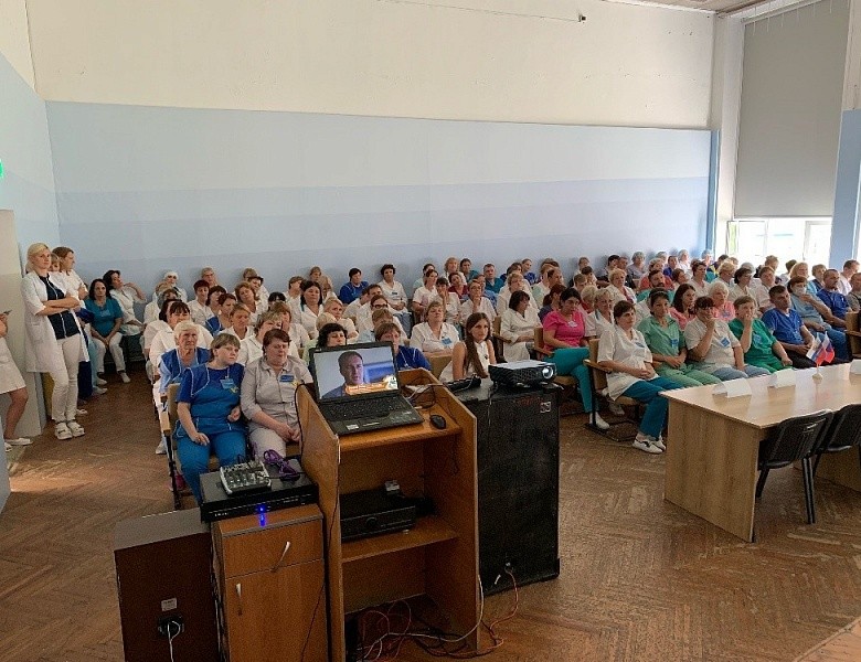 Глава администрации Первомайского района посетил "Сибирский окружной медицинский центр Федерального медико-биологического агенства"