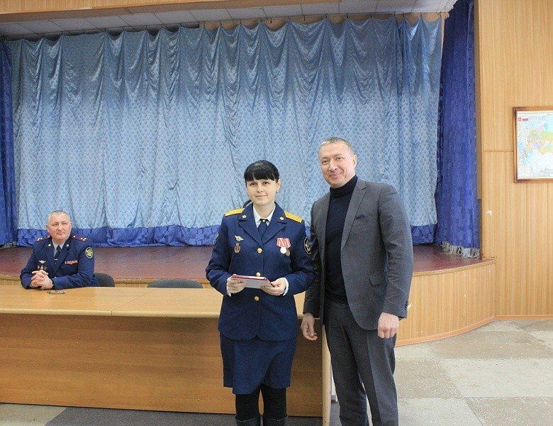 Виталий Новоселов наградил сотрудников ФКУ ИК-3 ГУФСИН России по Новосибирской области 