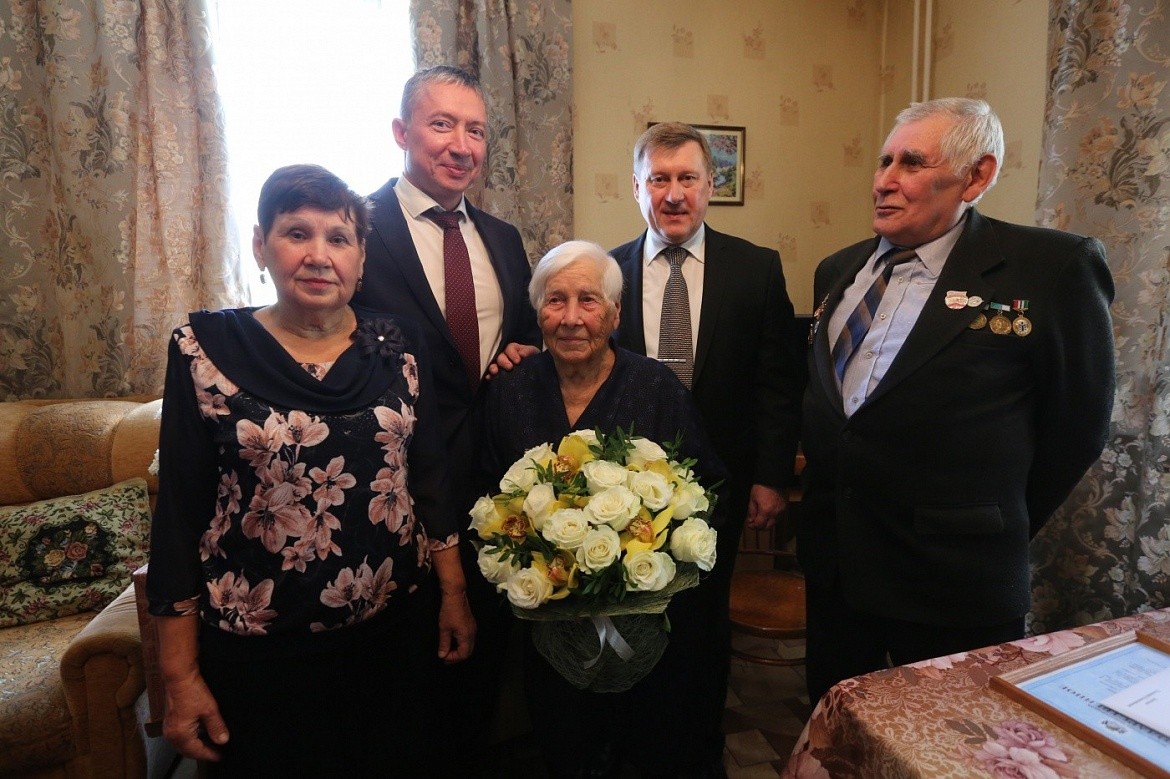 100-летие отмечает жительница Первомайского района города Новосибирска Елизавета Климентьевна Зуевская
