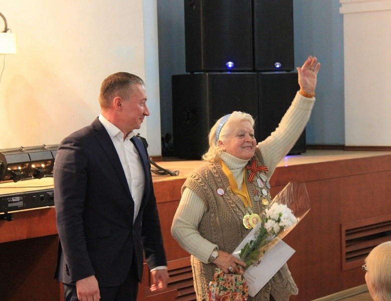 22 ноября в Доме молодежи Первомайского района состоялось праздничное мероприятие, посвященное 35-летию Совета ветеранов Первомайского района города Новосибирска 